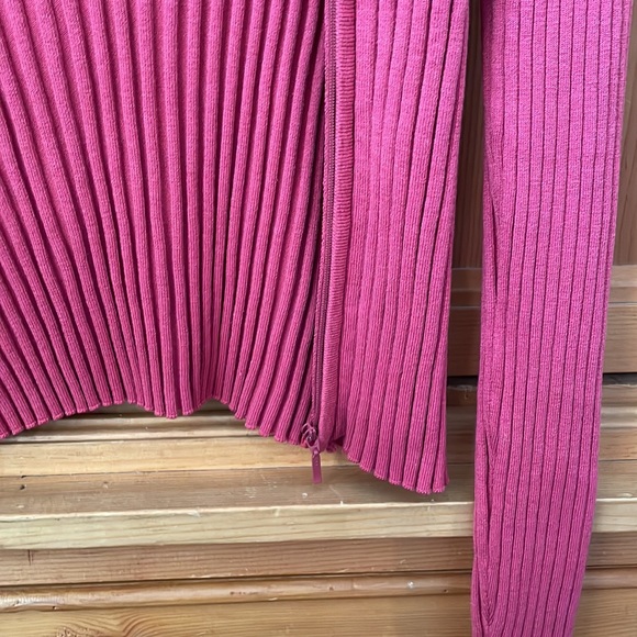 CAbi full front zip cardigan, long sleeve jersey knit top in lovely deep rose,XL - Picture 7 of 11